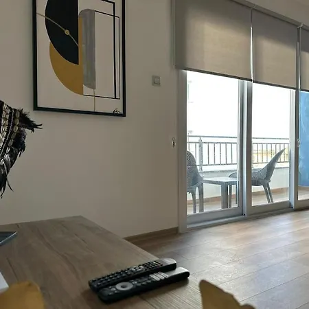 Mckenziegold 16, 2-bedroom Luxury By Myguest Cyprus