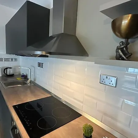 Mckenziegold 16, 2-bedroom Luxury By Myguest Cyprus Apartament